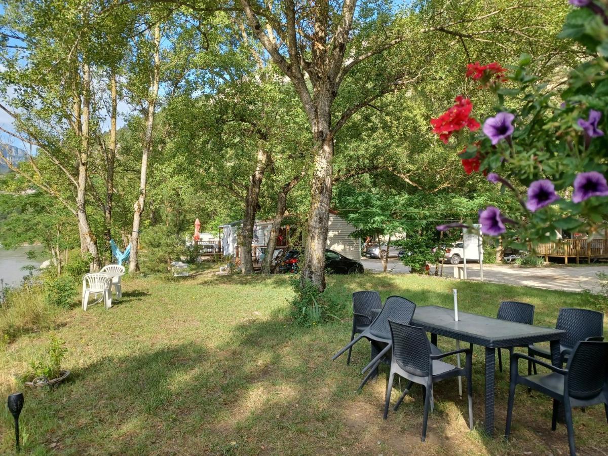 Les Acacias Hotel Vercheny Buitenkant foto