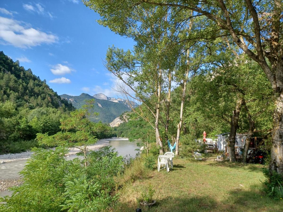 Les Acacias Hotel Vercheny Buitenkant foto
